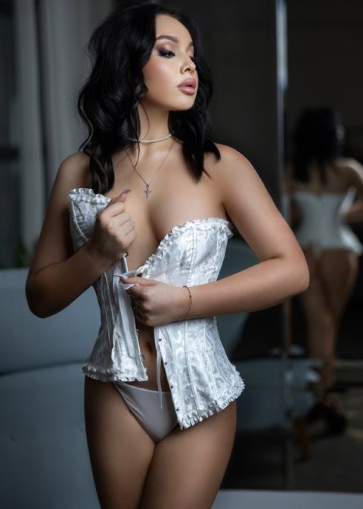 Индивидуалка Эмилия фото № 2 в городе Моздок